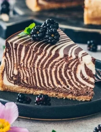 Vegane Zebra Käsekuchen-Schnell-Rezept mit leckeren Schichten
