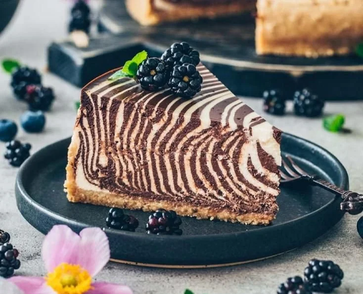 Vegane Zebra Käsekuchen-Schnell-Rezept mit leckeren Schichten
