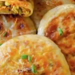 Chinesisch herzhafte gefüllte Pancakes für Frühstück