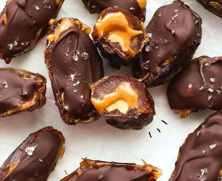 Daten Snickers: Informationen über Geschmack und Inhaltsstoffe der Schokolade
