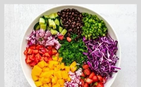 Schwarze Bohnen Mango-Salat, ein erfrischendes und gesundes Rezept
