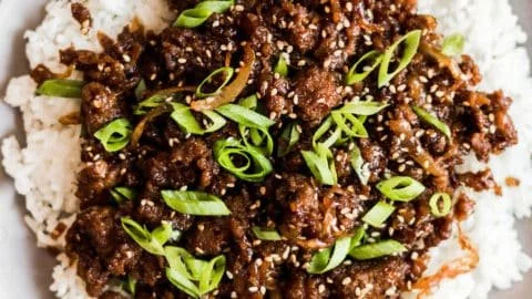 Veganes Bulgogi - pflanzliche koreanische BBQ-Alternative aus würzigen Zutaten.